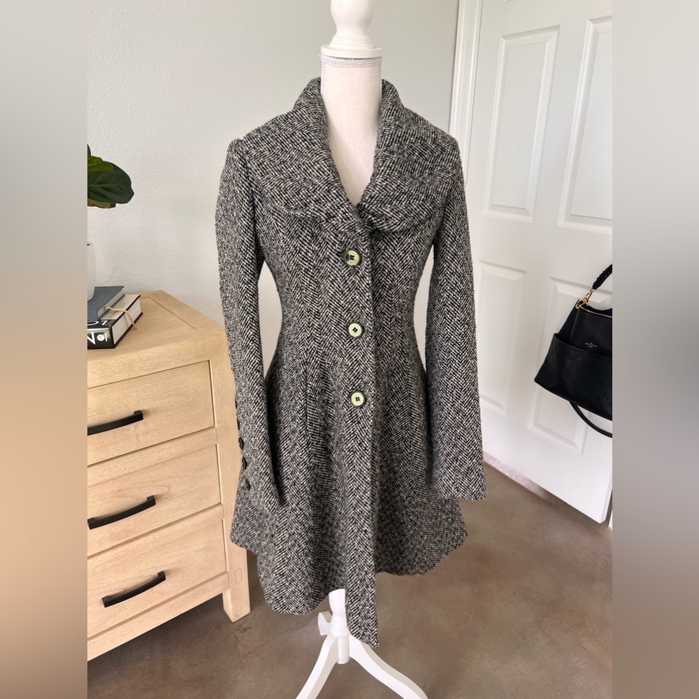 Pea coat